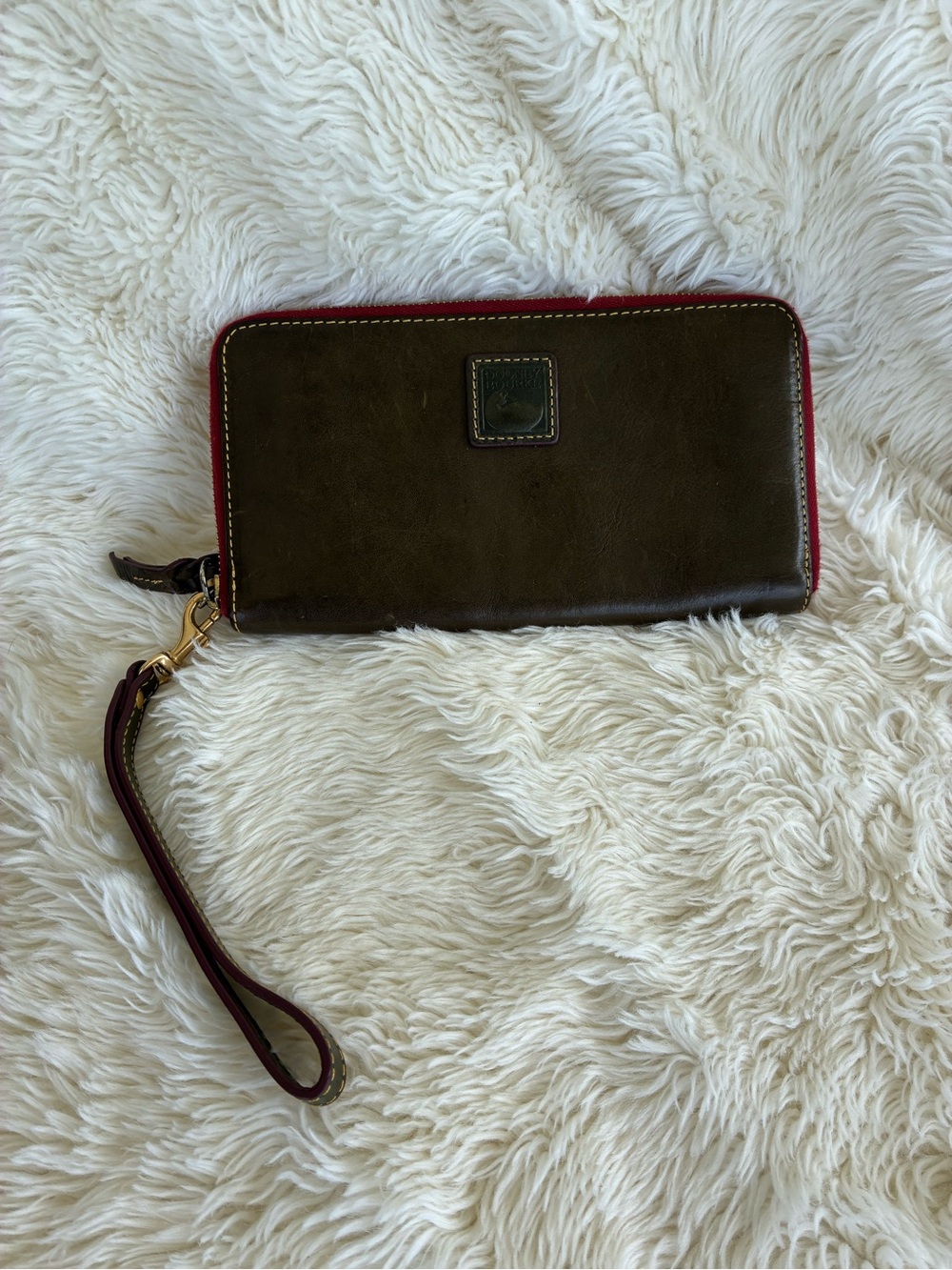 Dooney & Bourke large zip around wallet
